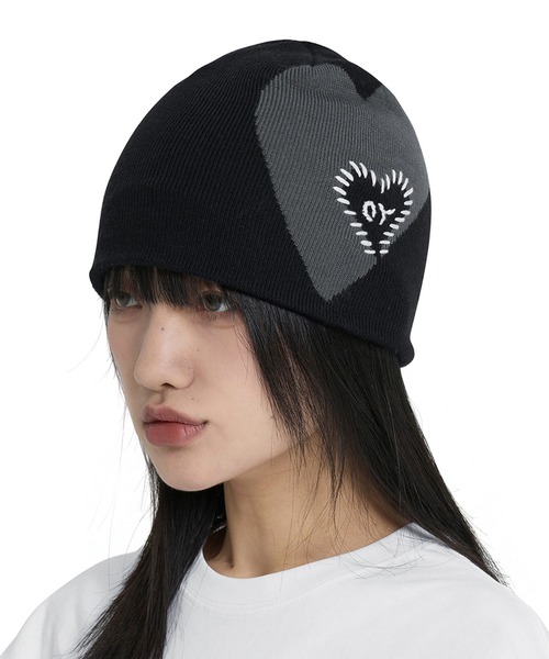 OY(オーワイ)の「『OY/オーワイ』 HEART STITCH BEANIE/ハートステッチビーニー(ニットキャップ/ビーニー・レディース・ブラック/グレー・FREE)」の1枚目の写真