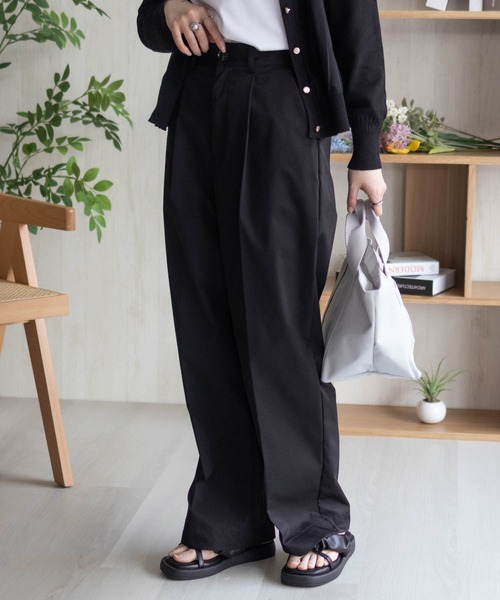 HusHusH(ハッシュアッシュ)の「HusHusH ワイドスラックス(その他パンツ・レディース・ブラック/ベージュ・L/M)」の1枚目の写真