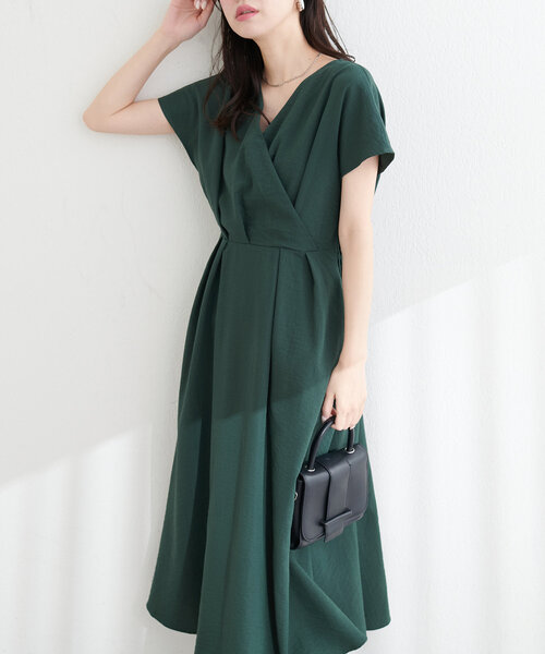 natural couture（ナチュラルクチュール）の「ノーカラーお上品カシュクールワンピース（ワンピース・レディース・その他1/ドット/グリーン/ベージュ/グレー/ブラック/ピンク系その他・FREE）」の4枚目の写真