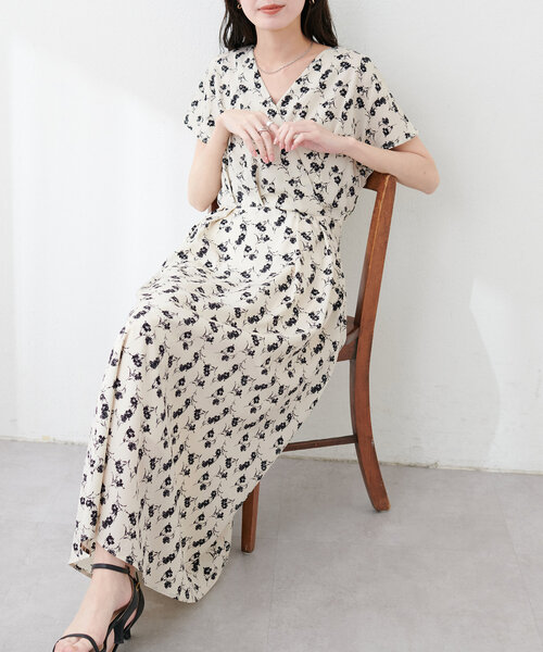 natural couture（ナチュラルクチュール）の「ノーカラーお上品カシュクールワンピース（ワンピース・レディース・その他1/ドット/グリーン/ベージュ/グレー/ブラック/ピンク系その他・FREE）」の8枚目の写真