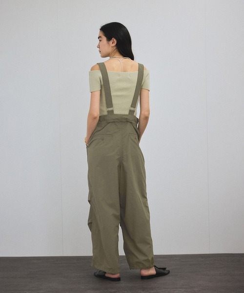 SALON adam et rope'(サロン アダム エ ロペ)の「【ZOZOTOWN限定】サスペンダーハイウエストミリタリーパンツ(その他パンツ・レディース・ライトグレー/ブラック/カーキ・S/M/L/XS)」の18枚目の写真