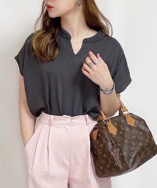 aquagarage（アクアガレージ）の「キーネックカットソー（Tシャツ/カットソー・レディース・アイボリー/チャコール/ブラック/グリーン・ONESIZE）」の3枚目の写真