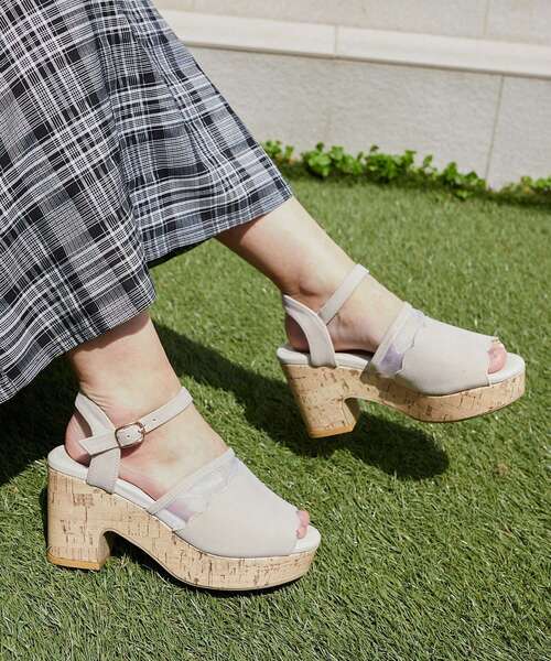 MAJESTIC LEGON（マジェスティックレゴン）の「スカラップシアーサンダル（サンダル・レディース・ネイビー/アイボリー/ブラック・SMALL/MEDIUM/LARGE/X-LARGE）」の3枚目の写真