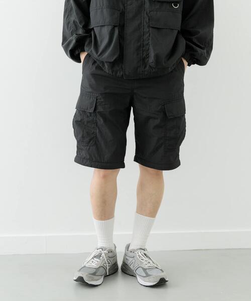 ITEMS URBANRESEARCH(アイテムズ アーバンリサーチ)の「『セットアップ対応』スーパーライトナイロン2wayカーゴパンツ(その他パンツ・メンズ・ブラック/チャコールグレー・MEDIUM/LARGE)」の5枚目の写真