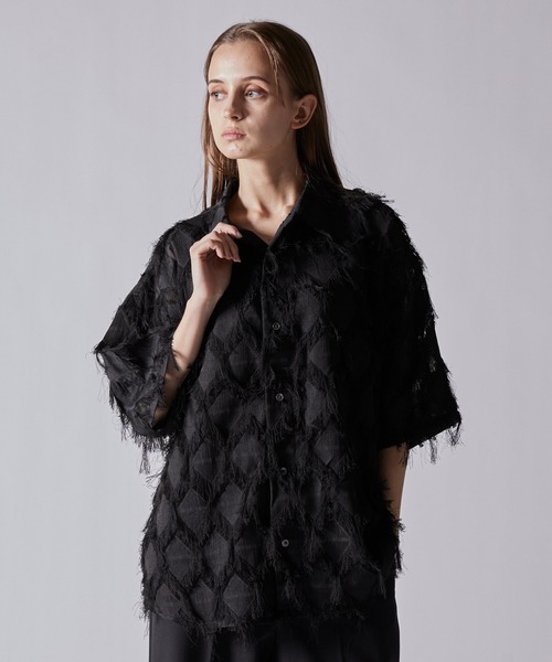 CLEL(クレイル)の「【CLEL】Fringe Design Jacquard Short Sleeve Shirt/フリンジデザイン ジャガード半袖シャツ(シャツ/ブラウス・メンズ・ブラック/アイボリー/チャコールグレー・XS/S/M/L)」の4枚目の写真