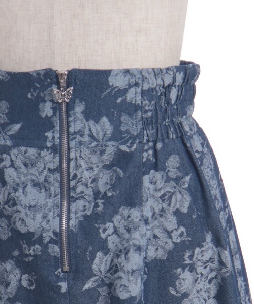 axes femme(アクシーズファム)の「ジップ付ブーケデニムスカート(デニムスカート・レディース・インディゴブルー/ケミカルウォッシュ・FREE)」の15枚目の写真