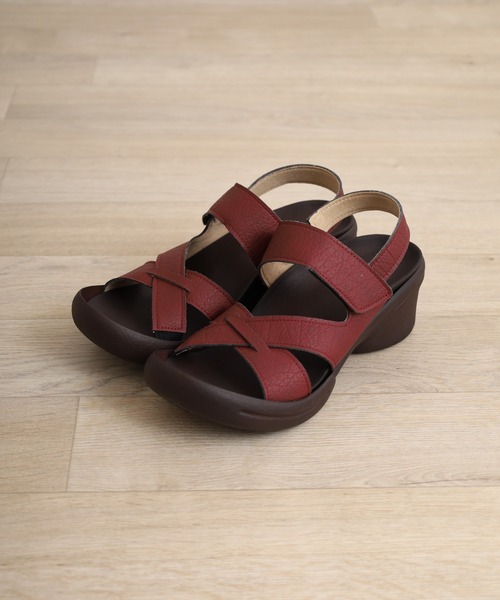 Re:getA(リゲッタ)の「Re:getA R2682 クロスベルトウェッジサンダル(サンダル・レディース・ライトブルー/ブラック/ブラック×ブラック/マスタード/アイボリー/レッド/ピンク・LL/S/L/M)」の18枚目の写真