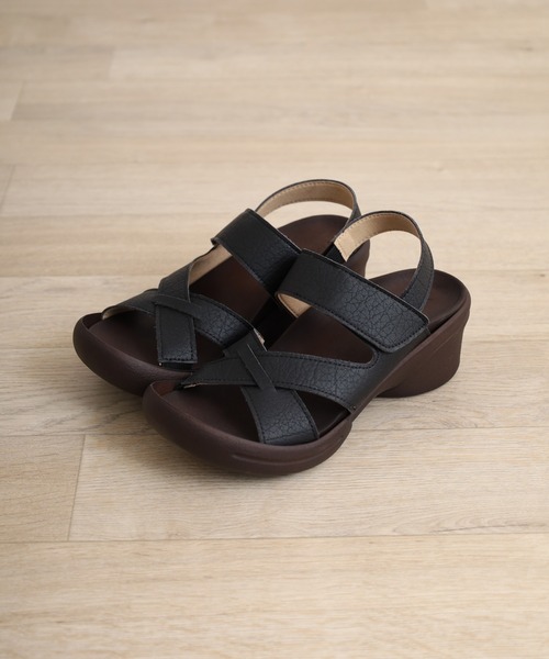 Re:getA(リゲッタ)の「Re:getA R2682 クロスベルトウェッジサンダル(サンダル・レディース・ライトブルー/ブラック/ブラック×ブラック/マスタード/アイボリー/レッド/ピンク・LL/S/L/M)」の10枚目の写真