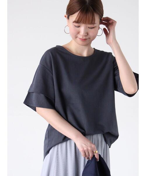 Lugnoncure(ルノンキュール)の「プレーティング袖タックTシャツ(Tシャツ/カットソー・レディース・オフホワイト/ブルー/ピンク/チャコールグレー/ブラック・F)」の3枚目の写真