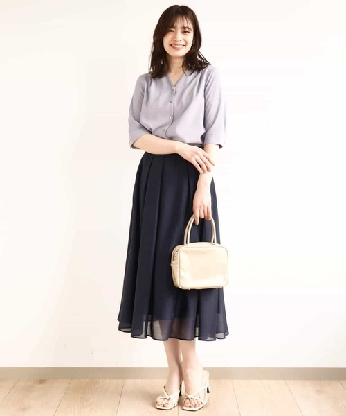 OFUON le MK（オフオンルエムケー）の「タックフレアーシアースカート/洗える（スカート・レディース・ライトグレー/ネイビー/ライトブルー・36/38/40）」の6枚目の写真