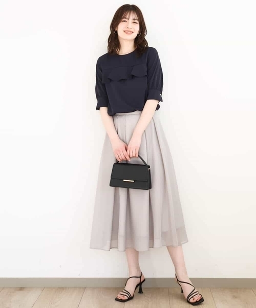 OFUON le MK（オフオンルエムケー）の「タックフレアーシアースカート/洗える（スカート・レディース・ライトグレー/ネイビー/ライトブルー・36/38/40）」の7枚目の写真