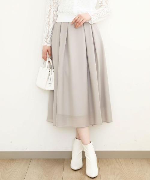 OFUON le MK（オフオンルエムケー）の「タックフレアーシアースカート/洗える（スカート・レディース・ライトグレー/ネイビー/ライトブルー・36/38/40）」の2枚目の写真