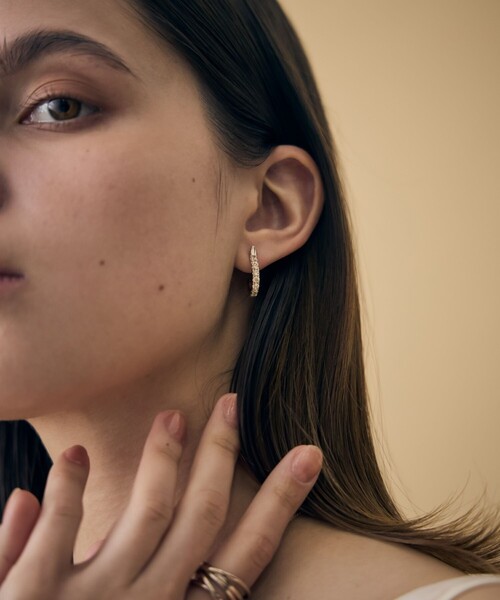 ete bijoux（エテビジュー）の「[トーン] ビジュー ウェーブ ピアス（ピアス（両耳用）・レディース・ブラウン・FREE）」の4枚目の写真