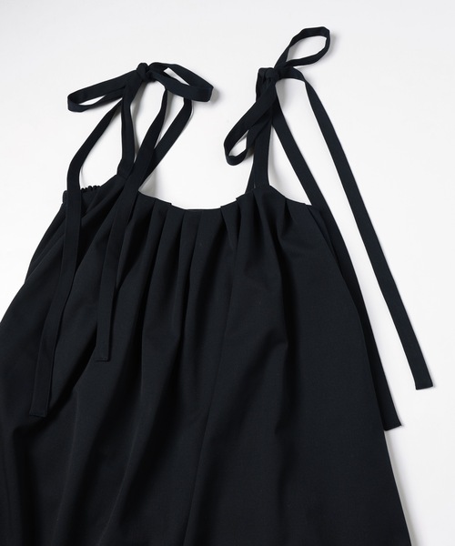RYU(リュー)の「gabardine shoulder tuck dress(ワンピース・レディース・ダークグレー・FREE)」の4枚目の写真