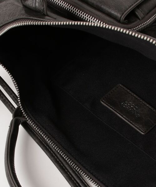 camphor wood 25ss レザーショルダーバッグ　ノベルティ付属 faux leather multi pocket shoulder bag / フェイクレザー