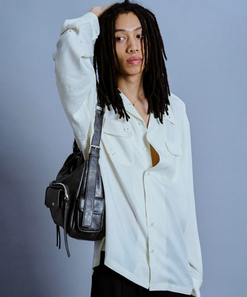 faux leather multi pocket shoulder bag / フェイクレザー