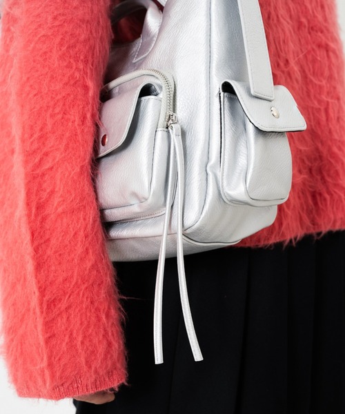 faux leather multi pocket shoulder bag / フェイクレザーマルチ