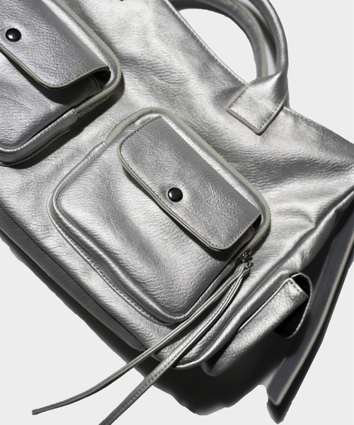 faux leather multi pocket shoulder bag / フェイクレザーマルチ