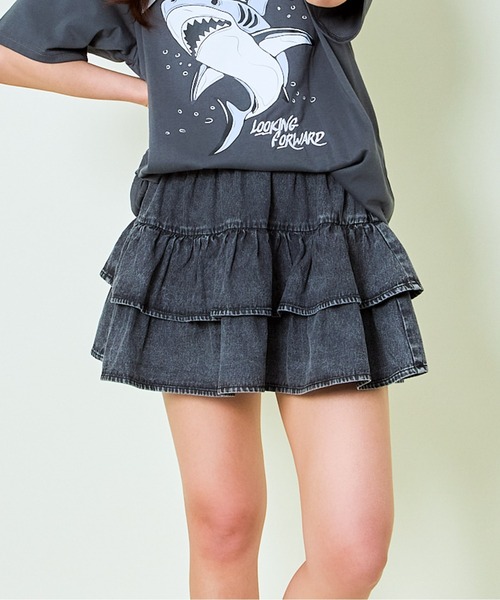 GORGE（ゴージ）の「《ティアード×ガーリー》レディース デニム ミニスカパン 美脚効果 春夏秋（デニムスカート・レディース・ブラック/ライトブルー・F）」の2枚目の写真