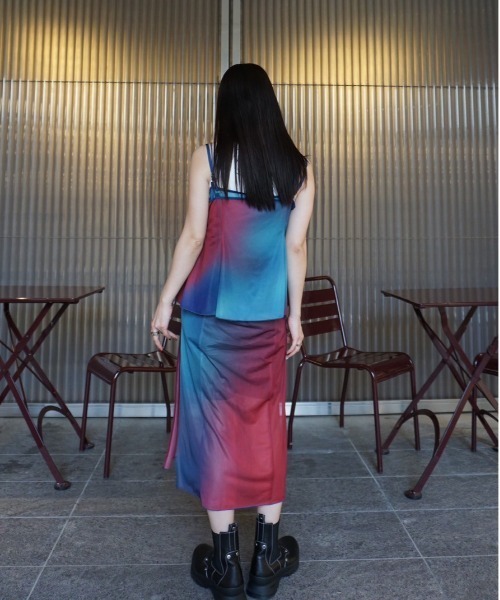 Ameri（アメリ）の「MEDI GRADIENT SHEER SET TOP（Tシャツ