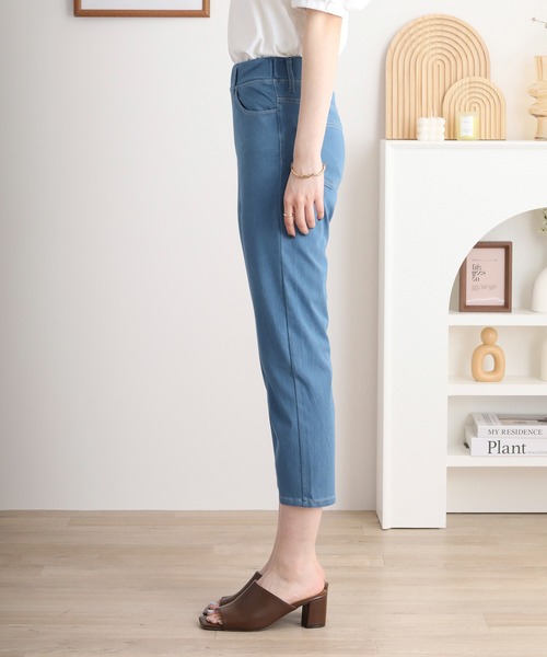 atONE(アットワン)の「接触冷感アンクル丈ストレッチパンツ(その他パンツ・レディース・ブルー/ブラック/サックスブルー/ベージュ・M/L/LL/3L)」の22枚目の写真