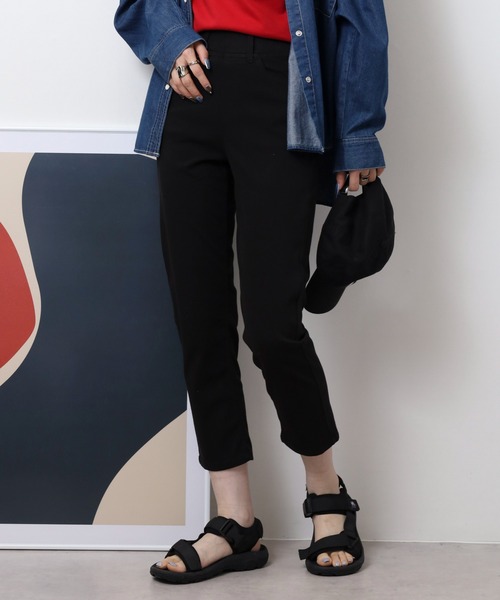 atONE(アットワン)の「接触冷感アンクル丈ストレッチパンツ(その他パンツ・レディース・ブルー/ブラック/サックスブルー/ベージュ・M/L/LL/3L)」の5枚目の写真