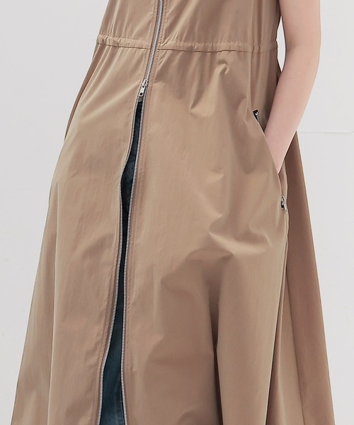 DRESSLAVE(ドレスレイブ)の「chambray fit & flare dress(シャンブレーフィット&フレアワンピース)(ワンピース・レディース・ブラック/ブラウン・38)」の8枚目の写真