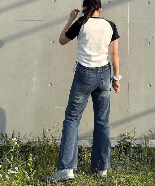 AS KNOW AS plus（アズノゥアズプラス）の「●スラリ見え フレアデニムパンツ（デニムパンツ・レディース・サックスブルー系/ブラック系/ブルー系・FREE）」の11枚目の写真