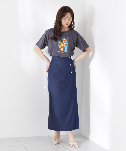 PROPORTION BODY DRESSING(プロポーションボディドレッシング)の「ニュアンス釦付きナロースカート / 1215220610(スカート・レディース・ブラウン/ダークネイビー・MEDIUM/SMALL)」の4枚目の写真