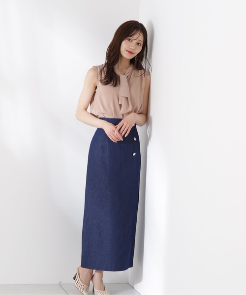 PROPORTION BODY DRESSING(プロポーションボディドレッシング)の「ニュアンス釦付きナロースカート / 1215220610(スカート・レディース・ブラウン/ダークネイビー・MEDIUM/SMALL)」の1枚目の写真