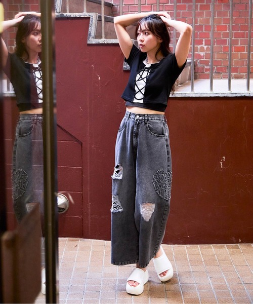 GORGE(ゴージ)の「《レースアップ×レイヤード風》レディース クロップドTシャツ フェイクレイヤード 春夏秋(Tシャツ/カットソー・レディース・オフホワイト/ブラック・F)」の7枚目の写真