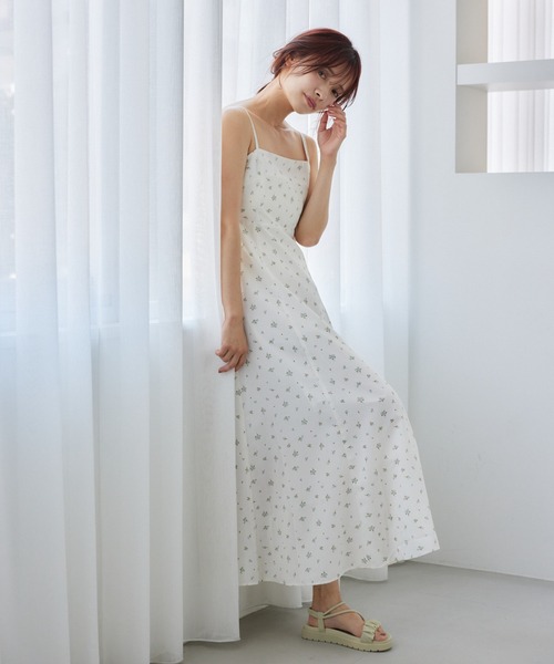 mysty woman(ミスティウーマン)の「【WEB限定】アソート柄キャミワンピース 575602(ワンピース・レディース・オフホワイト/ブラック系その他/ブラック/ブラック系その他2/ブラウン・FREE)」の9枚目の写真