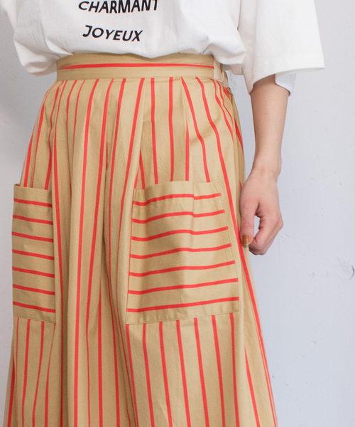 POU DOU DOU（プードゥドゥ）の「ストライプアウトポケットタックスカート（スカート・レディース・ベージュ/ブルー/アイボリー・M）」の15枚目の写真