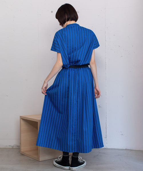 POU DOU DOU（プードゥドゥ）の「ストライプアウトポケットタックスカート（スカート・レディース・ベージュ/ブルー/アイボリー・M）」の10枚目の写真