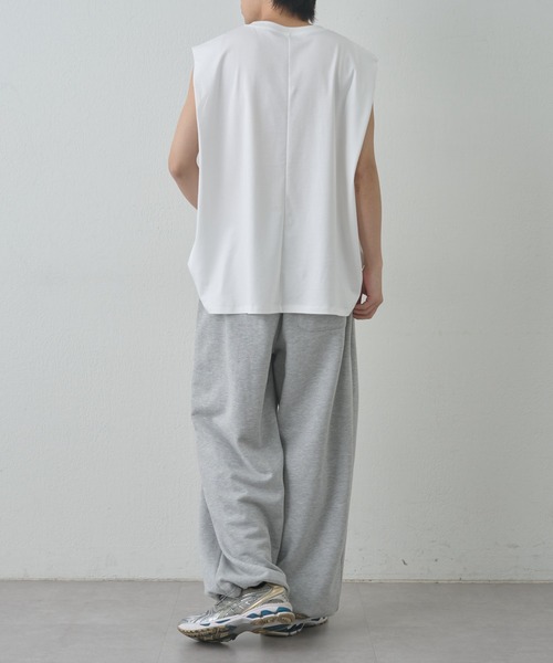 COLONY 2139(コロニートゥーワンスリーナイン)の「スマート変形ノースリーブT(Tシャツ/カットソー・メンズ・ブラック/ホワイト・MEDIUM/LARGE)」の13枚目の写真