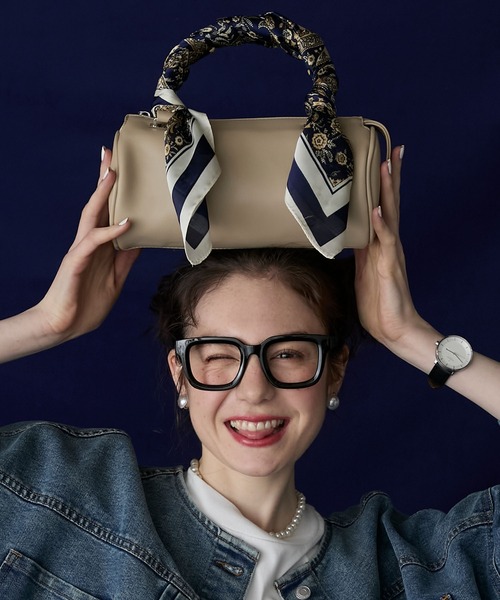 BONLECILL Marche（ボンルシールマルシェ）の「【BONLECILL Marche】シリンダーハンドバッグ（ハンドバッグ・レディース・アイボリー/ブラック/レッド/クリーム・FREE）」の4枚目の写真
