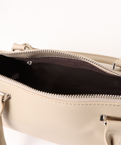 BONLECILL Marche（ボンルシールマルシェ）の「【BONLECILL Marche】シリンダーハンドバッグ（ハンドバッグ・レディース・アイボリー/ブラック/レッド/クリーム・FREE）」の17枚目の写真