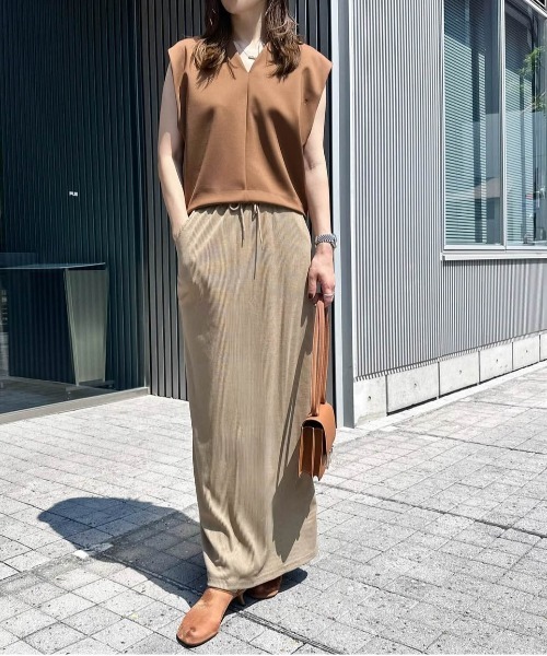 La-gemme（ラジェム）の「楽ちんなのに、美シルエットのリラックスリブスカート/着回し自在/体系カバー/伸縮生地（スカート・レディース・グレー/ブラック/ブラウン/ベージュ・フリー）」の15枚目の写真