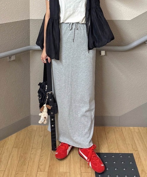 La-gemme（ラジェム）の「楽ちんなのに、美シルエットのリラックスリブスカート/着回し自在/体系カバー/伸縮生地（スカート・レディース・グレー/ブラック/ブラウン/ベージュ・フリー）」の18枚目の写真