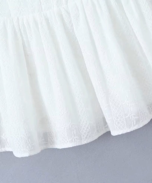 .KOM(ドットコム)の「A'GEM/9 × .kom 『.KOM/ドットケーオーエム』レースワンピース(シャツワンピース・レディース・ブラック/ホワイト・FREE)」の6枚目の写真