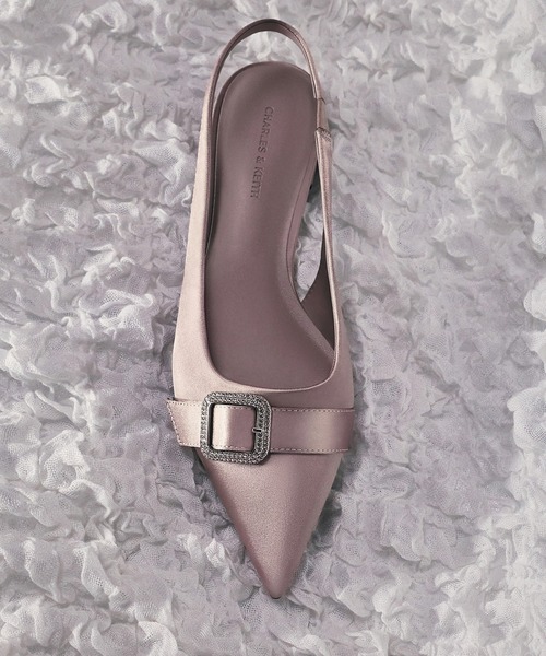 CHARLES & KEITH(チャールズ & キース)の「サテン クリスタルバックルスリングバックフラット(パンプス・レディース・スモークピンク/ブラック系その他2・22.5cm/23cm/23.5cm/24.5cm/25cm/25.5cm)」の21枚目の写真