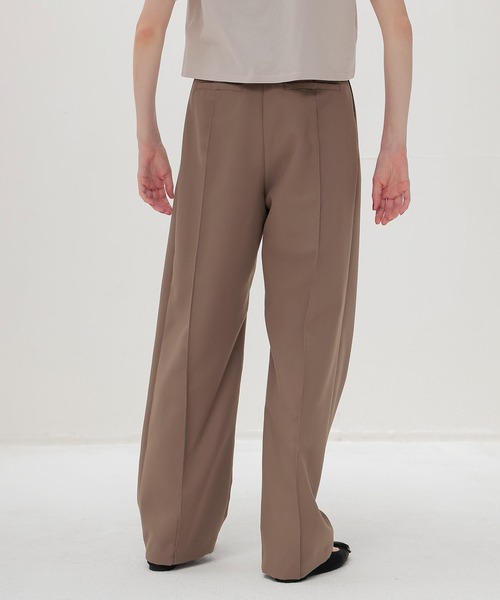 DRESSLAVE(ドレスレイブ)の「suiting 2tuck trousers(スーチングツータックトラウザーズ)(スラックス・レディース・ブラウン/ネイビー・38/36)」の4枚目の写真