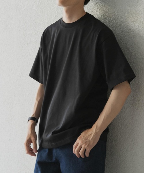 ITEMS URBANRESEARCH(アイテムズ アーバンリサーチ)の「『接触冷感/UVカット』シルケットクルーネックTシャツ(Tシャツ/カットソー・メンズ・グレー系その他/ブラック/グリーン/ホワイト・LARGE/MEDIUM/SMALL)」の2枚目の写真