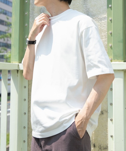 ITEMS URBANRESEARCH(アイテムズ アーバンリサーチ)の「『接触冷感/UVカット』シルケットクルーネックTシャツ(Tシャツ/カットソー・メンズ・グレー系その他/ブラック/グリーン/ホワイト・LARGE/MEDIUM/SMALL)」の5枚目の写真