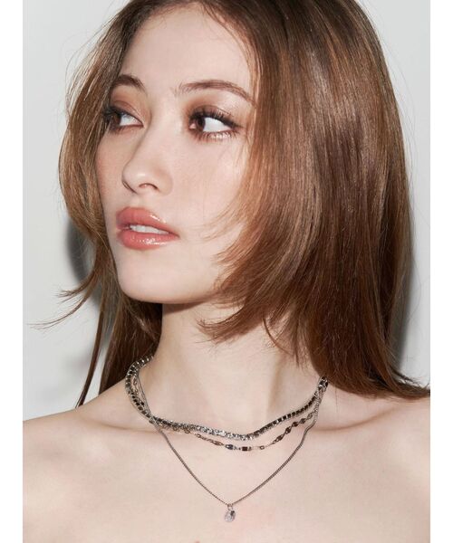 EVRIS（エヴリス）の「RHINESTONE 3連ネックレス（ネックレス・レディース・ゴールド/シルバー・FREE）」の3枚目の写真