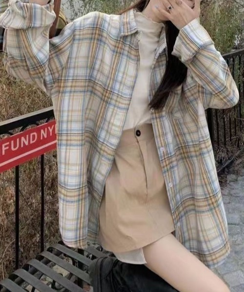 LADY LIKE（レディライク）の「ゆったりチェックネルシャツ（シャツ/ブラウス・レディース・ベージュ/ピンク/ブルー/ネイビー/ブラック・M）」の10枚目の写真