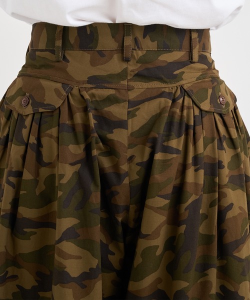 KHOKI / コッキ】Gatther-detail camouflage pants（その他パンツ