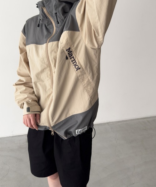 CANAL JEAN(キャナルジーン)の「Marmot Guild Jacket(ナイロンジャケット・レディース・ベージュ系その他・MEDIUM/X-LARGE)」の2枚目の写真