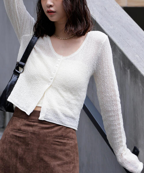 FREE'S MART(フリーズマート)の「シアーラウンドネックニットカーディガン(カーディガン/ボレロ・レディース・ホワイト/イエロー/ボルドー・FREE)」の6枚目の写真