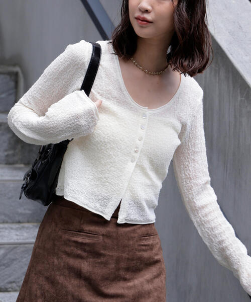 FREE'S MART(フリーズマート)の「シアーラウンドネックニットカーディガン(カーディガン/ボレロ・レディース・ホワイト/イエロー/ボルドー・FREE)」の7枚目の写真